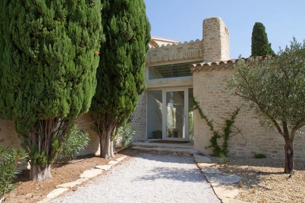 Hôtel Domaine De La Pomme à Trets Extérieur photo