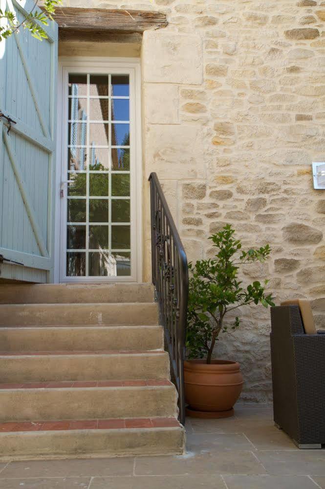 Hôtel Domaine De La Pomme à Trets Extérieur photo